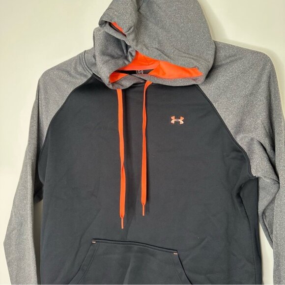 Under Armour Women’s Black and Gray  semi fitted Hoodie - Picture 4 of 8